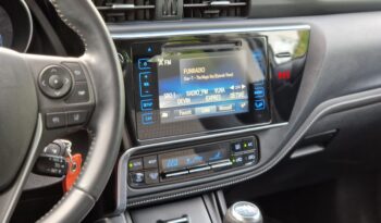 Toyota Auris Touring Sports 1.2 Turbo Executive full