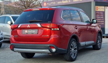 Mitsubishi Outlander 2.2 DI-D Intense 4WD 7Miest full