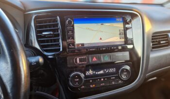 Mitsubishi Outlander 2.2 DI-D Intense 4WD 7Miest full