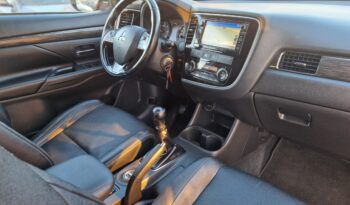 Mitsubishi Outlander 2.2 DI-D Intense 4WD 7Miest full