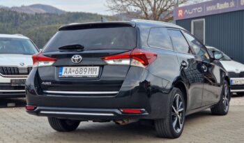 Toyota Auris Touring Sports 1.2 Turbo Executive full