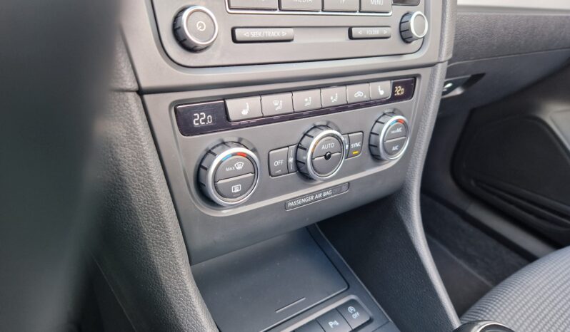 Volkswagen Golf Cabrio 2.0 TDI BlueMotion Technology full