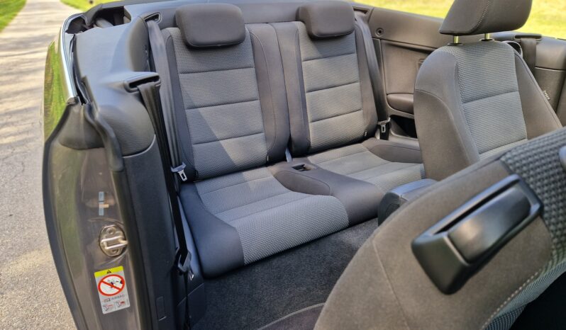 Volkswagen Golf Cabrio 2.0 TDI BlueMotion Technology full