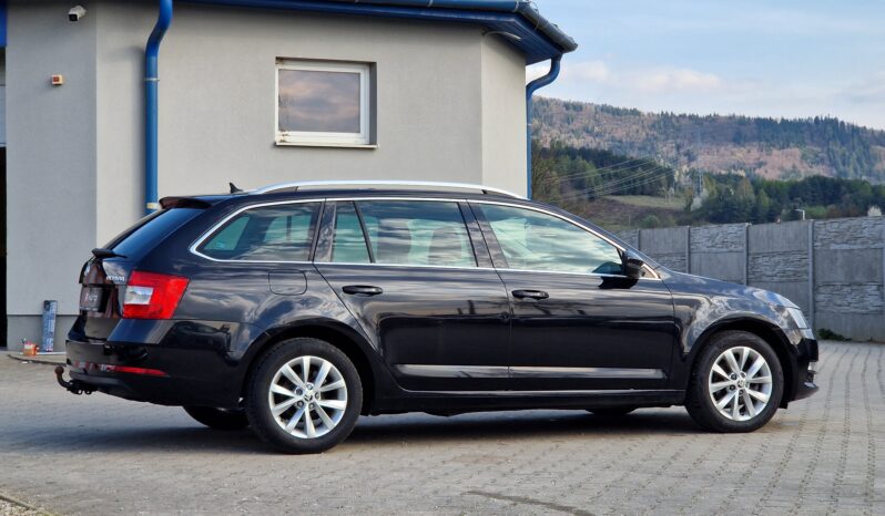Škoda Octavia Combi 1.6 TDI SCR Active full
