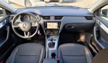Škoda Octavia Combi 1.6 TDI SCR Active full
