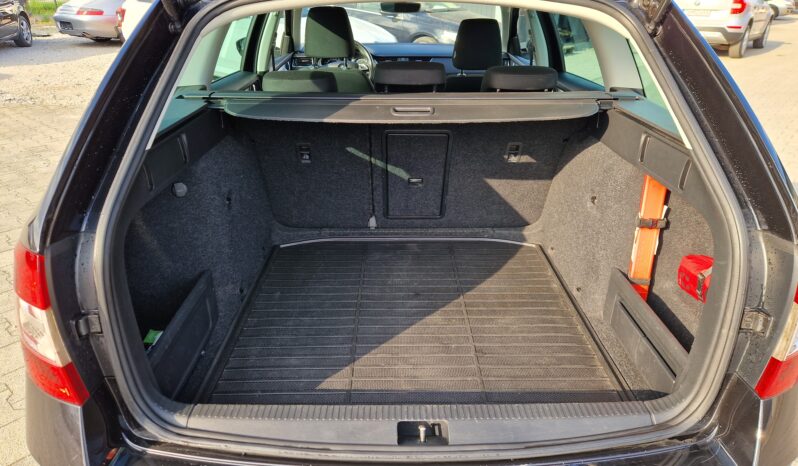 Škoda Octavia Combi 1.6 TDI SCR Active full